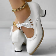 Veralyn - Vintage Schnürpumps mit Kitten-Heels – Weiß