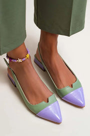 BALLETTSCHUHE MIT ZWEIFARBIGEM DETAIL – Grün