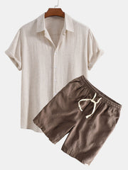 Hemd aus Leinen-Viskose-Mischung mit Knöpfen & Shorts aus Leinen-Baumwoll-Mischung mit Kordelzug – Beige & Kaffee