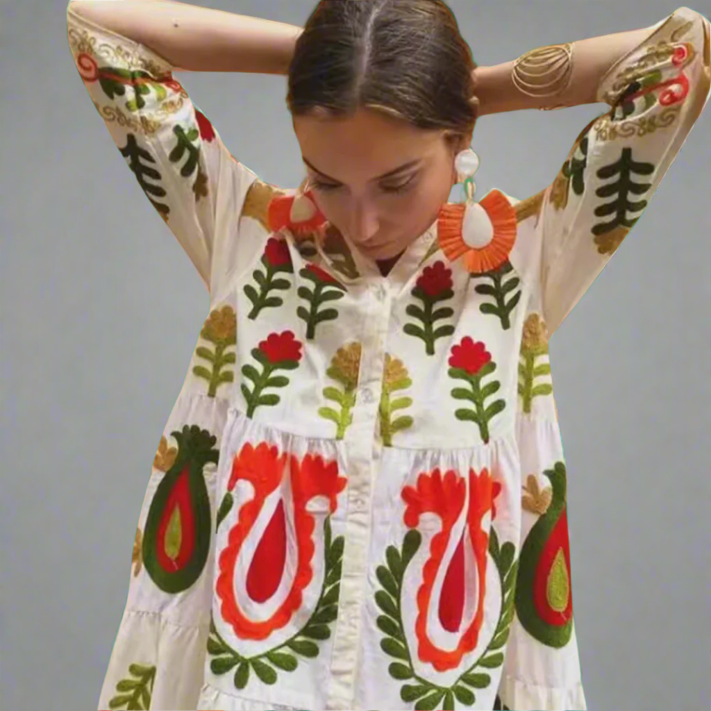 Lenora | Buntes Sommerkleid mit handgefertigten Details