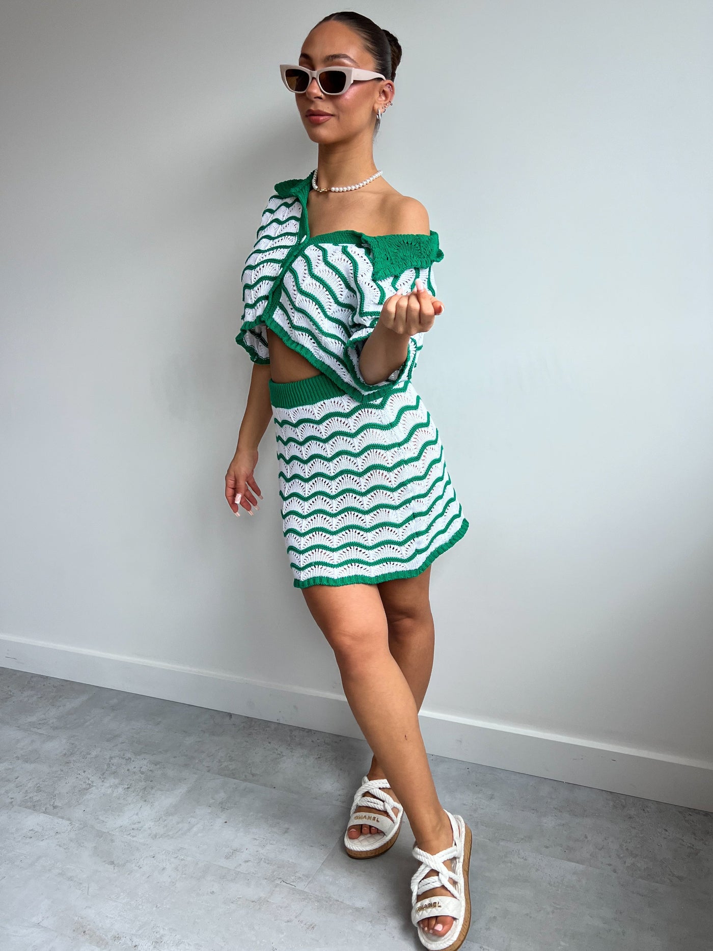 Zweiteiler mit Häkelmuster | Kurze Ärmel | Verspieltes Design