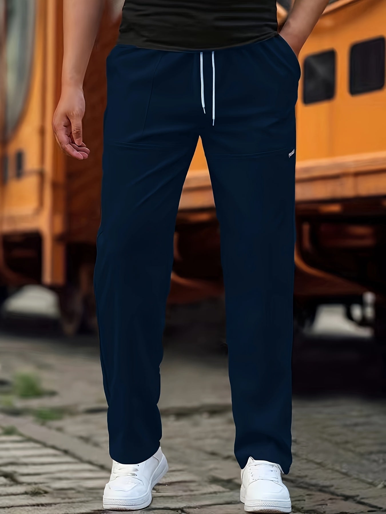 Leichte Sporthose für Herren