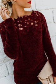 lässiger Spitzen-Ausschnitt langärmeliger Pullover – Burgunder