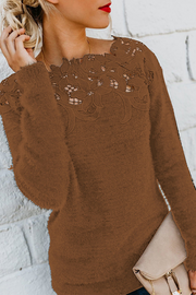 lässiger Spitzen-Ausschnitt langärmeliger Pullover – Kaffee