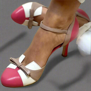 Orthopädische Sandalen für Damen | Knöchelriemen aus veganem Leder – Rosa
