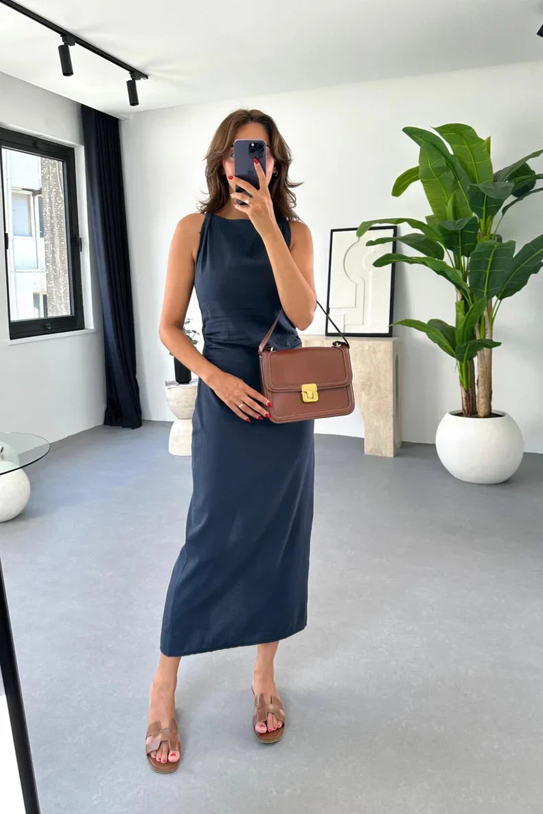 Zeitloses Midikleid | Elegante Schlichtheit & schmeichelnde Silhouette | Sommerliche Leichtigkeit