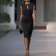 Mirabel - Stilvolles ärmelloses figurbetontes Kleid – Schwarz