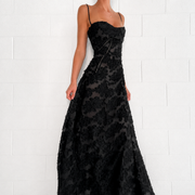 Sandra - Elegantes Figurbetontes Maxikleid – Schwarz