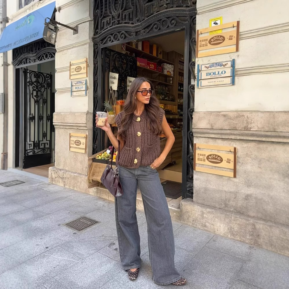 Jovita - Elegante ärmellose Strickweste