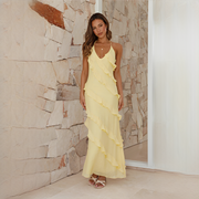 Latresia - Modern und Elegant: Neckholder-Kleid – Gelb