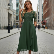 Victoria - Stilvolles Sommerkleid mit Spitze – Grün