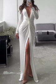 Chloé - Elegantes Kleid mit V-Ausschnitt und plissiertem Dekolleté – Weiß