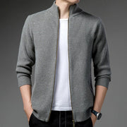 Julian | Elegante und Moderne Herren Strickstrickjacke – Grau