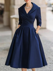Eliana - Midikleid im Wickelstil – Marineblau