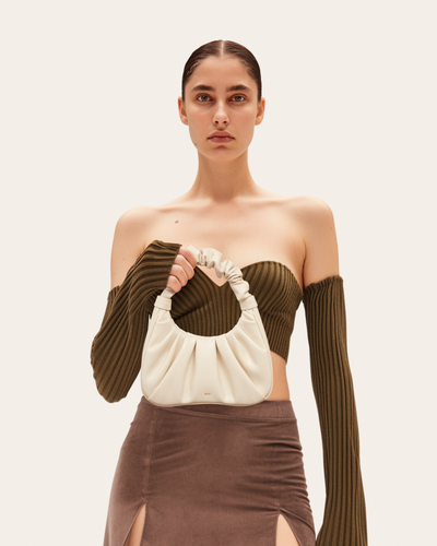 Handtasche mit Raffung | Halbmond-Form | Modisch & Modern