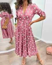 Daniela | Feminines Kleid mit Punktmuster – Lila (Fast ausverkauft)