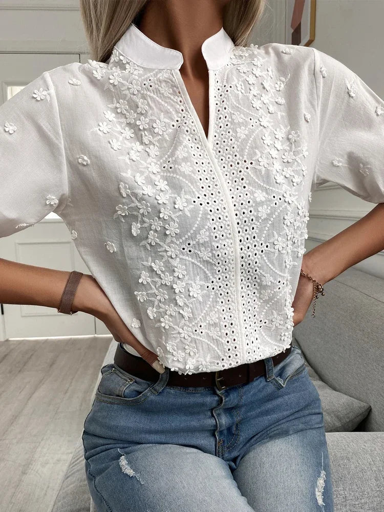 Bluse mit Stickerei | Elegante Details | Feminin & Zeitlos