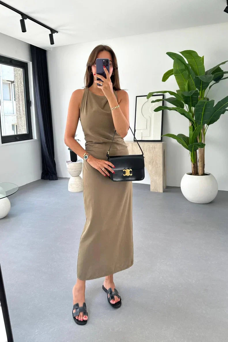 Zeitloses Midikleid | Elegante Schlichtheit & schmeichelnde Silhouette | Sommerliche Leichtigkeit