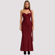 Antonia - Elegantes Choker-Kleid in schmaler Passform – Weinrot