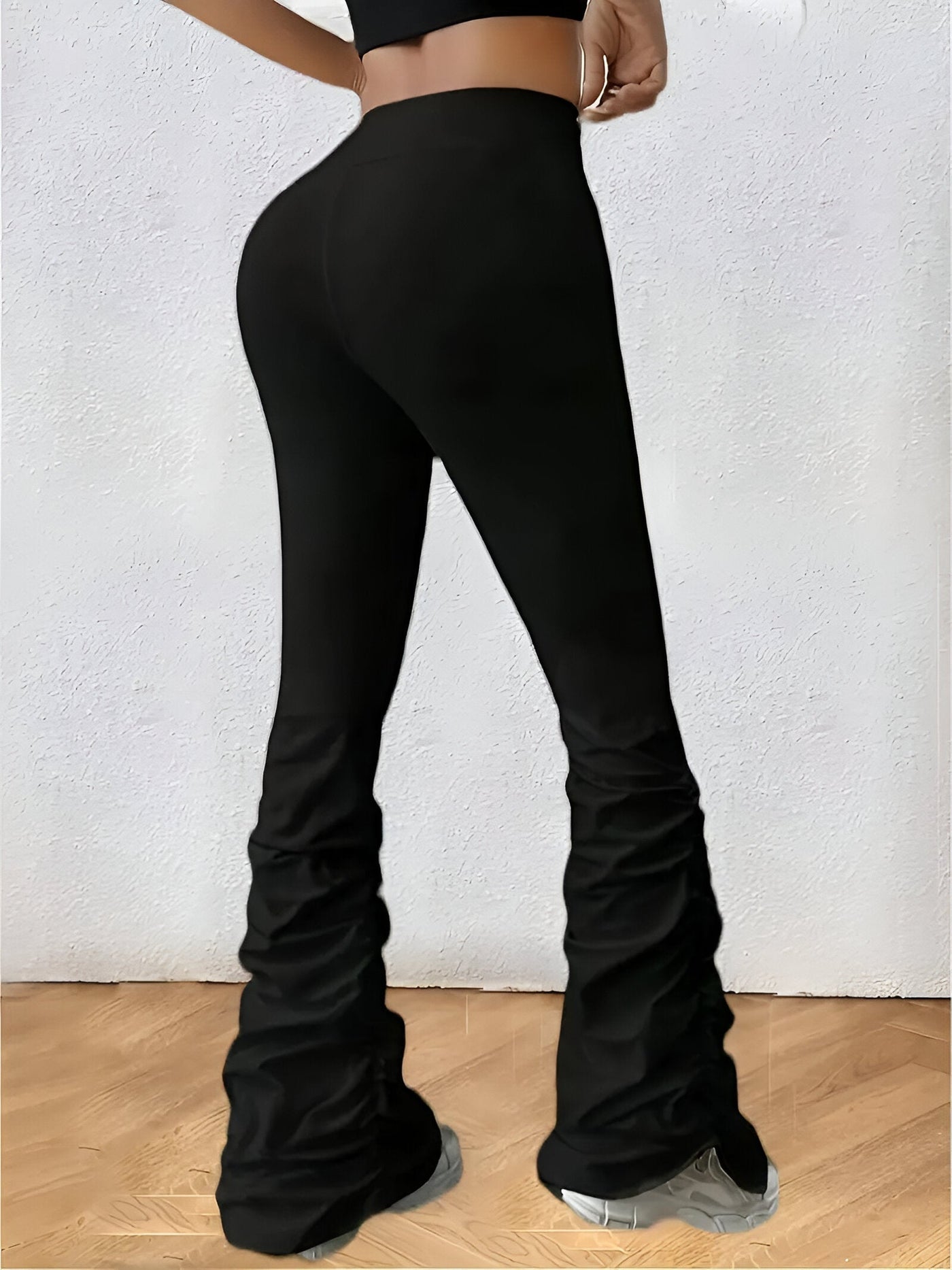 Lesley | Trendige High-Waist Flared Pants für einen mühelosen Stil