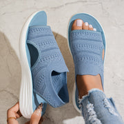 Aerin - Gepolsterte Plateausandalen – Hellblau