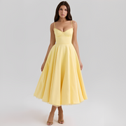 Zendaya - Elegantes Kleid mit doppelter Lage – Gelb