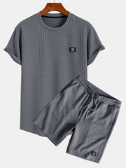 Kurzärmeliges geometrisches Jacquard-T-Shirt mit abgerundetem Saum & Shorts – Grau