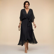 MARTA™ | CHIFFONKLEID MIT V-AUSSCHNITT – Schwarz