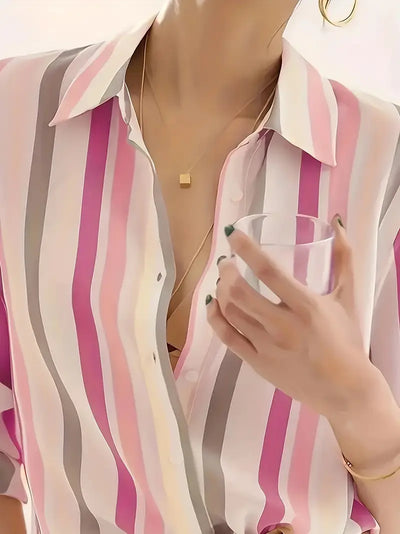 Kiara | Lässige gestreifte Knopfleisten-Bluse