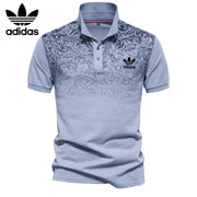 Herren-Poloshirt mit Blumenakzent – Hellblau