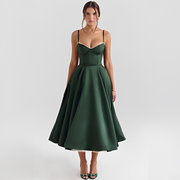 Zendaya - Elegantes Kleid mit doppelter Lage – Grün
