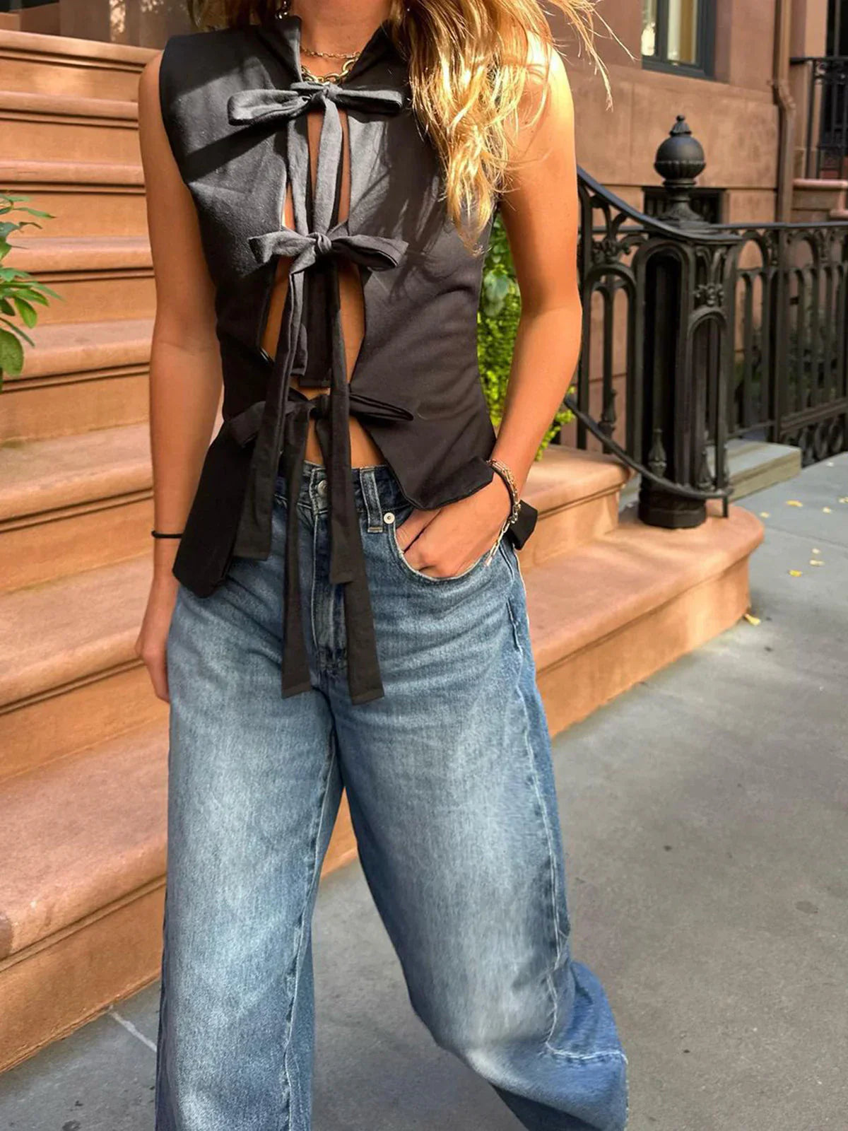 Ärmelloses Top | Verspielte Schleifen | Modern & Elegant