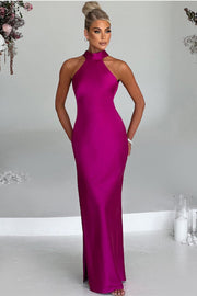 ZEYNEP | Elegantes Satin-Maxikleid mit Halter-Ausschnitt – Rosa