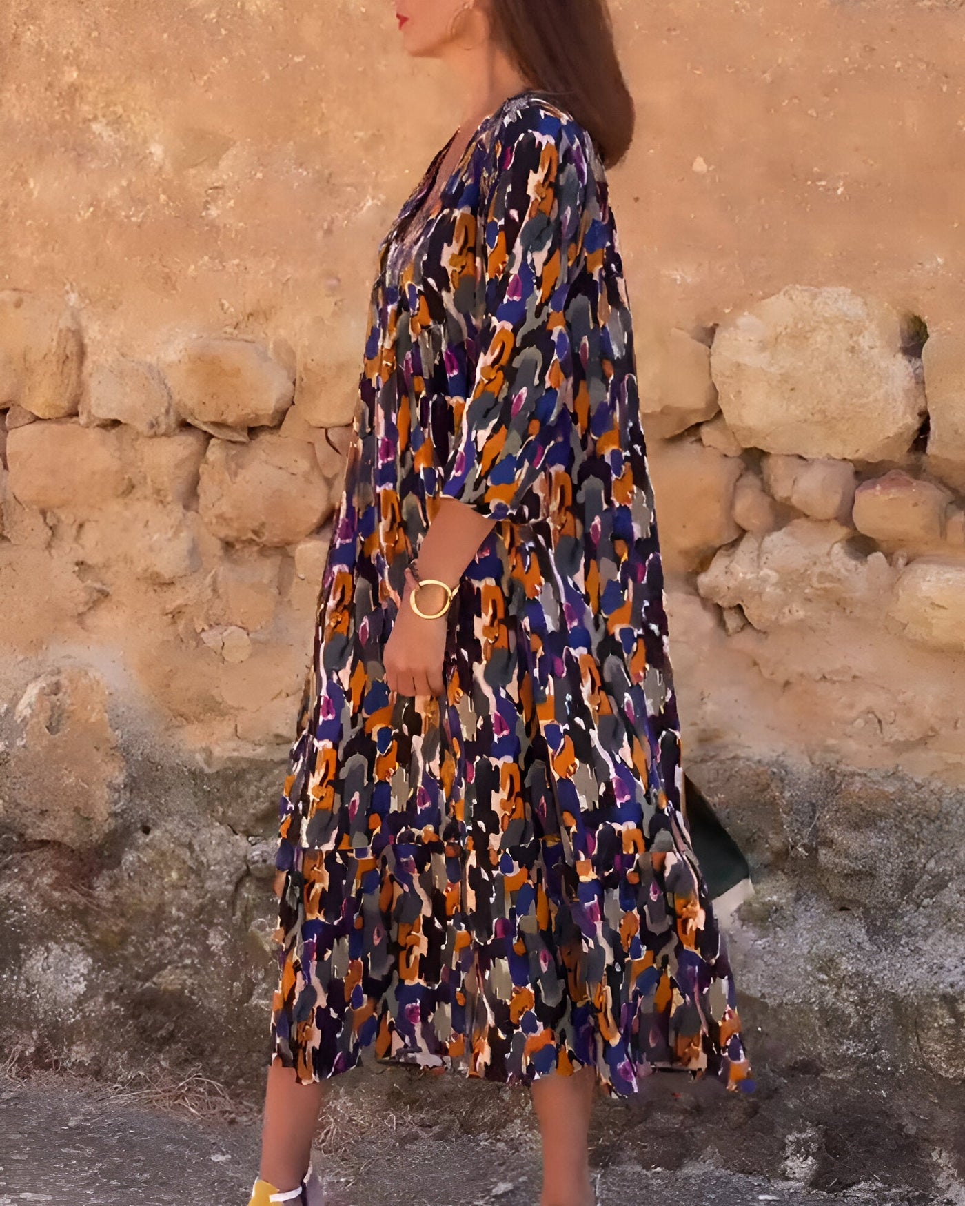 Damen-Midikleid mit abstraktem Muster und V-Ausschnitt