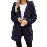 Zinnabelle - flauschige Kapuzenstrickjacke – Schwarz