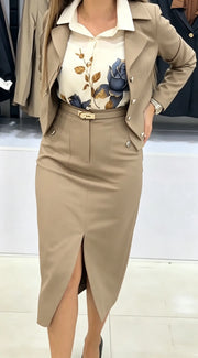 Xavina - Tailliertes Kostüm – Beige