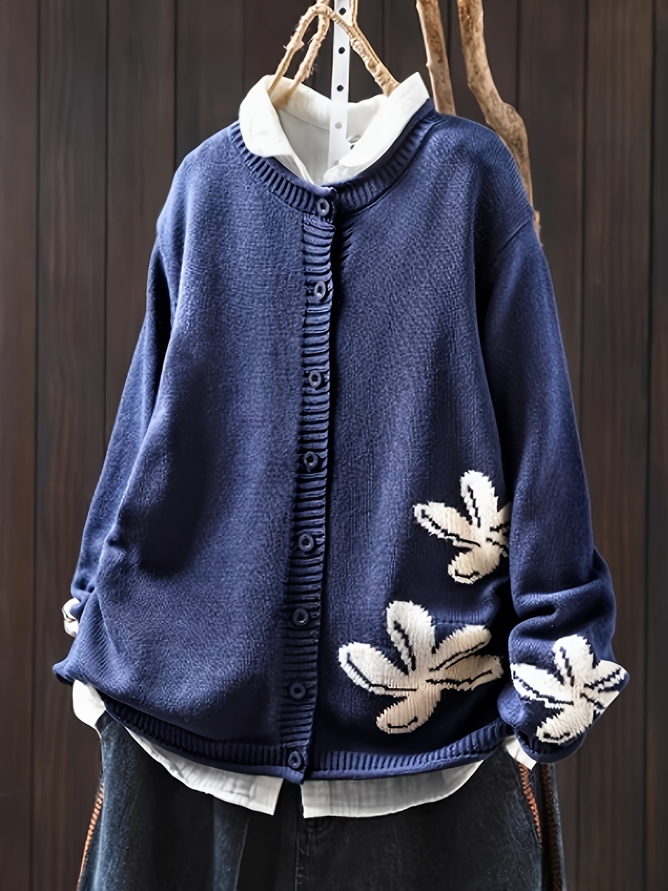 Seria | Florale Strickjacke