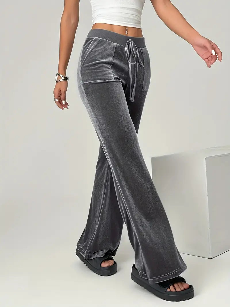Jeanne | Elegante graue Samt-Flare-Hose