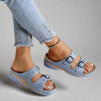 Dorothee | Wedge Sandalen mit Doppelriemen – Komfortabel und Stilvoll