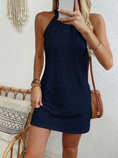 Alyssa | stilvolles schwarzes neckholder-kleid