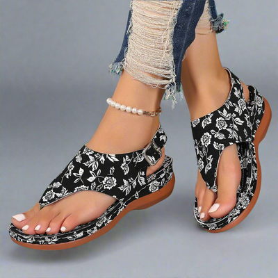 Regine | Handgefertigte Wedge-Sandalen aus Premium-Material