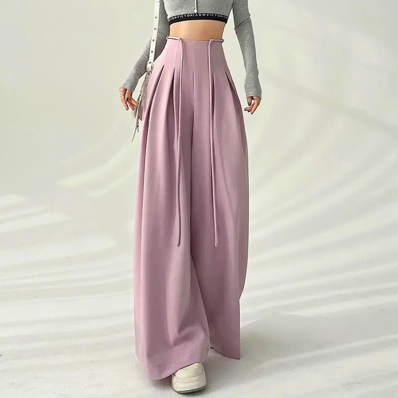 LOUNGE | HOSE AUS SPITZE