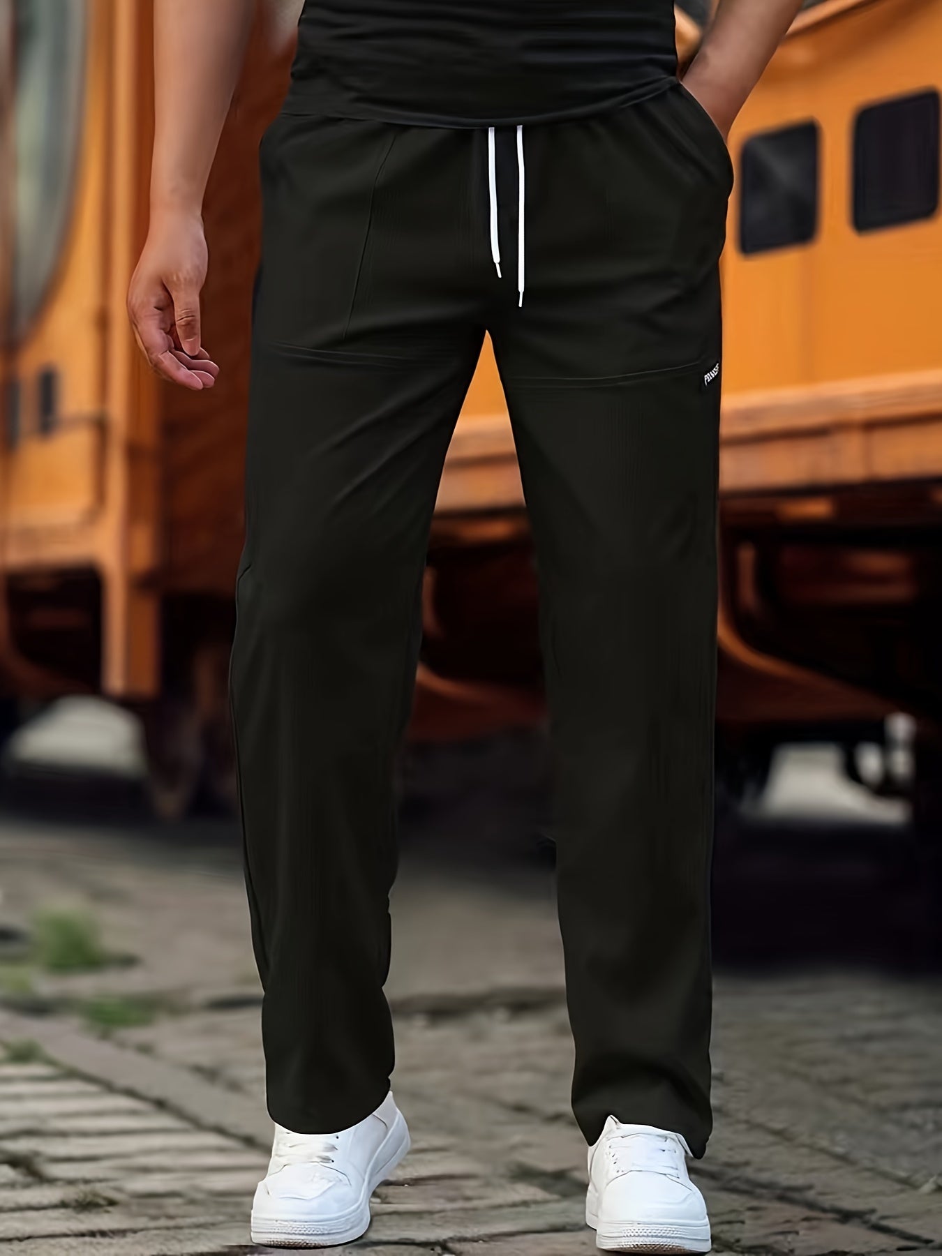 Leichte Sporthose für Herren