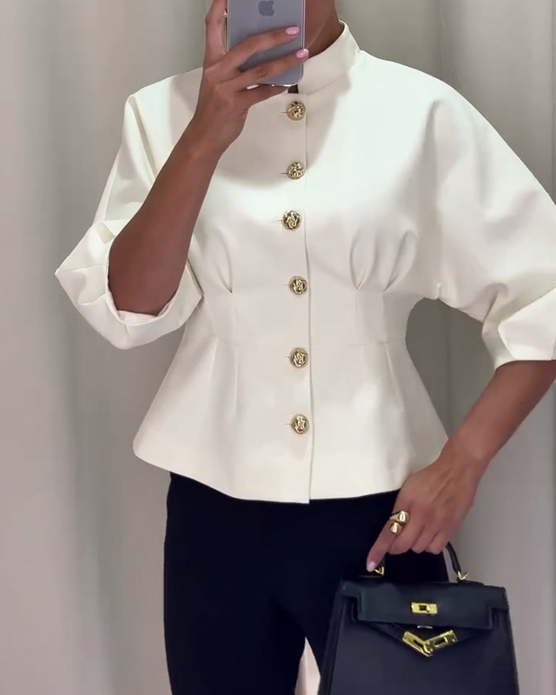 Bluse mit Goldknöpfen | Taillierter Schnitt | Eleganter Stil