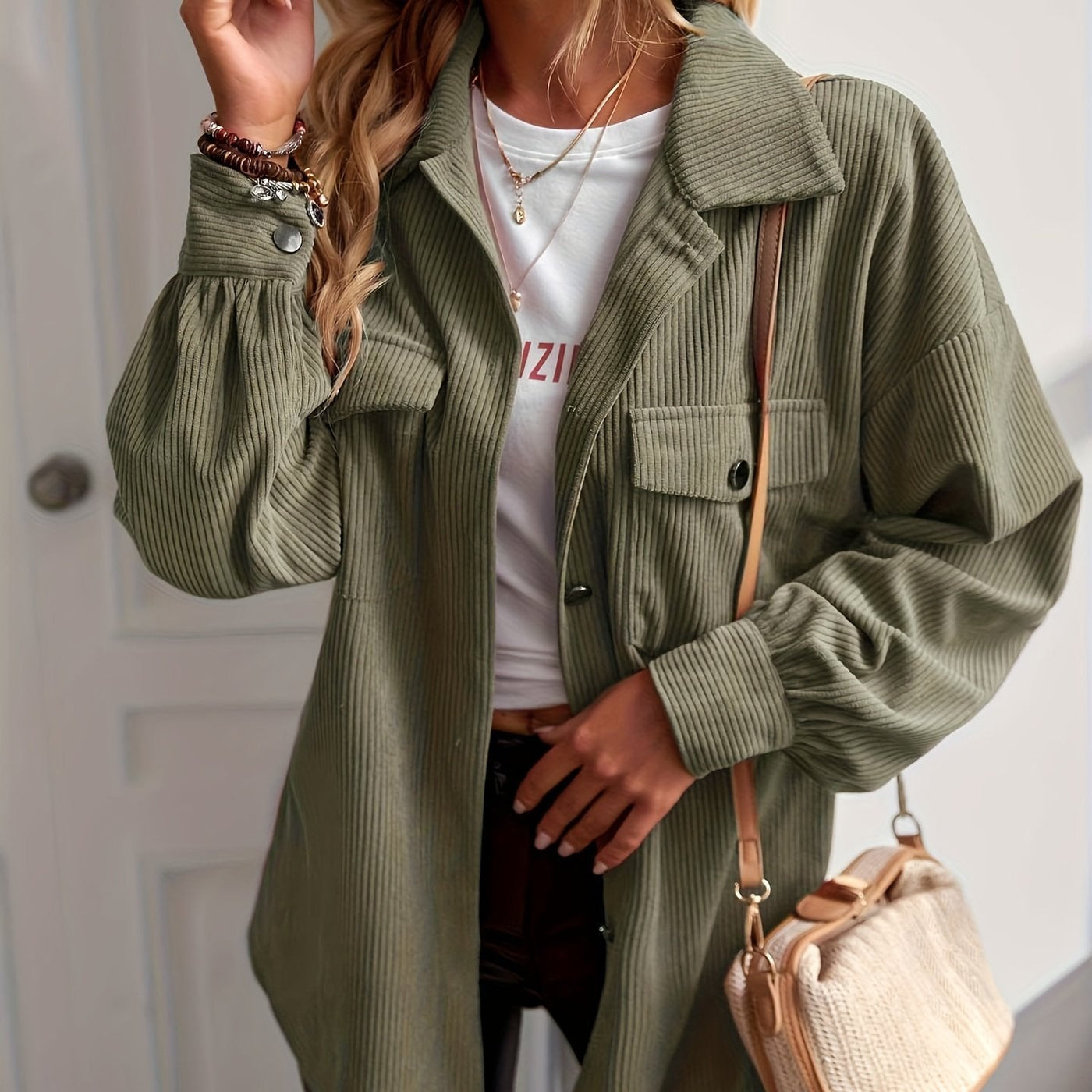 Weiche Cordjacke mit Kragen für Damen