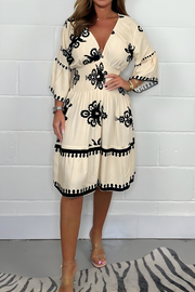Damen Sommerkleid Im Boho Stil Mit Langarm – Beige