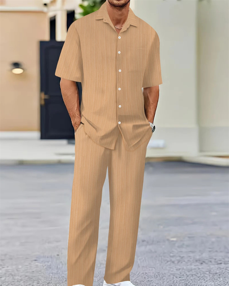 Herren Freizeit-Zweiteiler mit Kurzarm-Hemd und bequemer Hose