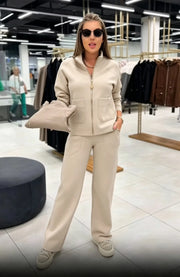 Floranique - Zweiteiliges Set mit weicher Haptik aus kurzer Jacke mit Reißverschluss und weiter Hose – Beige