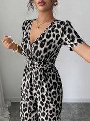 Eveliora - Eleganter Jumpsuit mit Animalprint – Grau