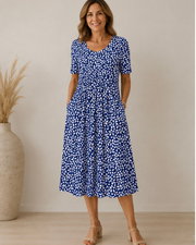 Ailith - drapiertes Soft-Touch-Kleid – Blaues Blumenmuster